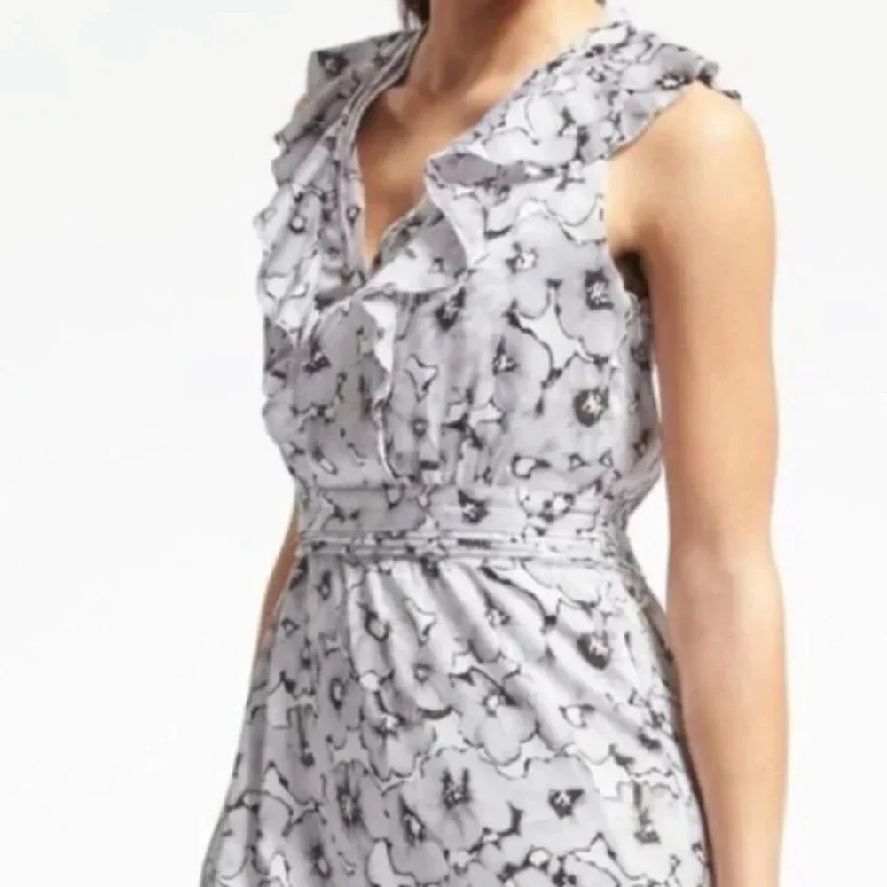 Banana Republic White & Black Floral Maxi Dress - Picture 3 of 8